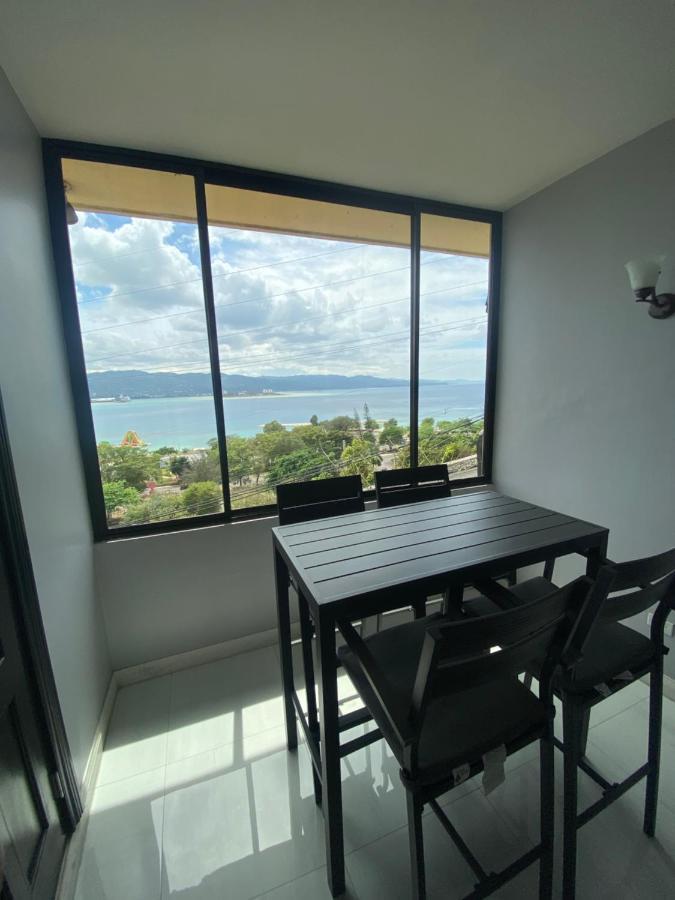 K&S Seaview Luxury Apartment Montego Bay Exterior photo